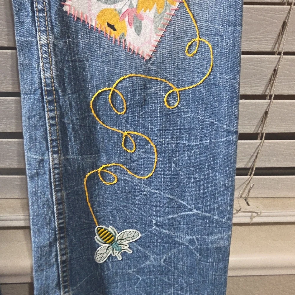Arizona Jean Company Blue Denim Flare Jeans with Floral Patchwork - Picture 5 of 16
